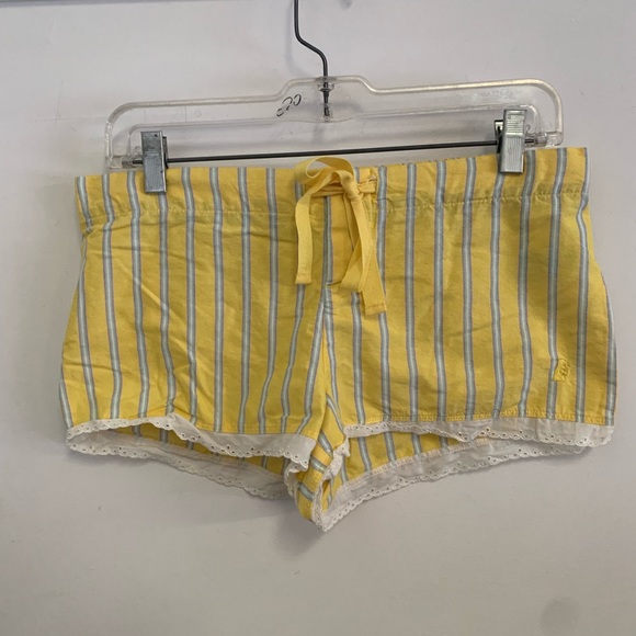 Juicy Couture lace trimmed boxers - Picture 2 of 6